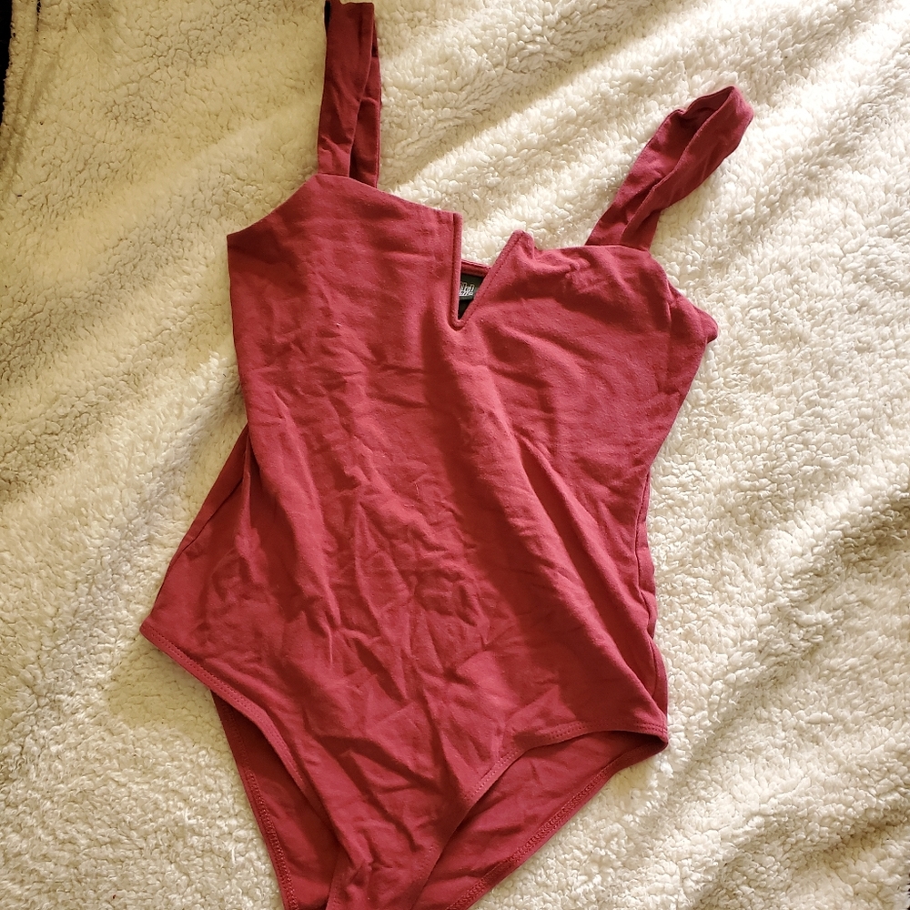 wild fable cutout detail tank bodysuit